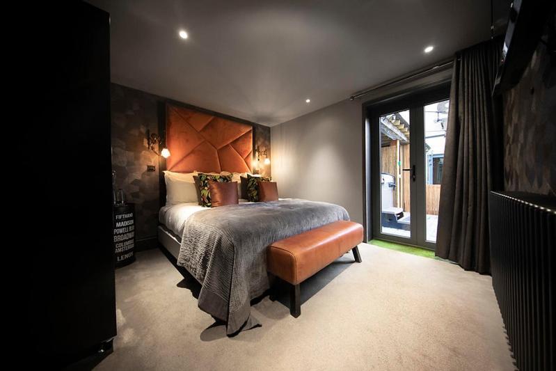 The Bells - Luxury Serviced Apartments Leeds  Bagian luar foto