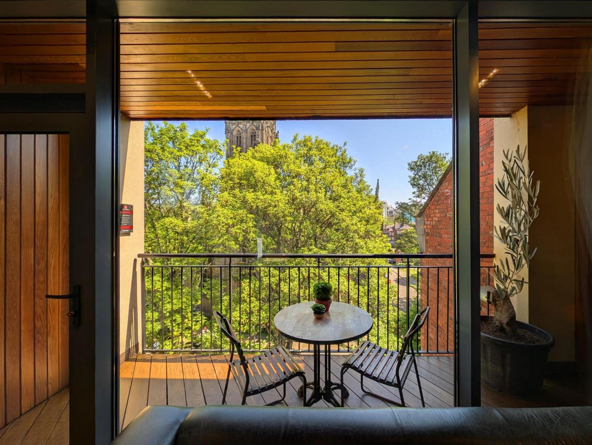 The Bells - Luxury Serviced Apartments Leeds  Bagian luar foto