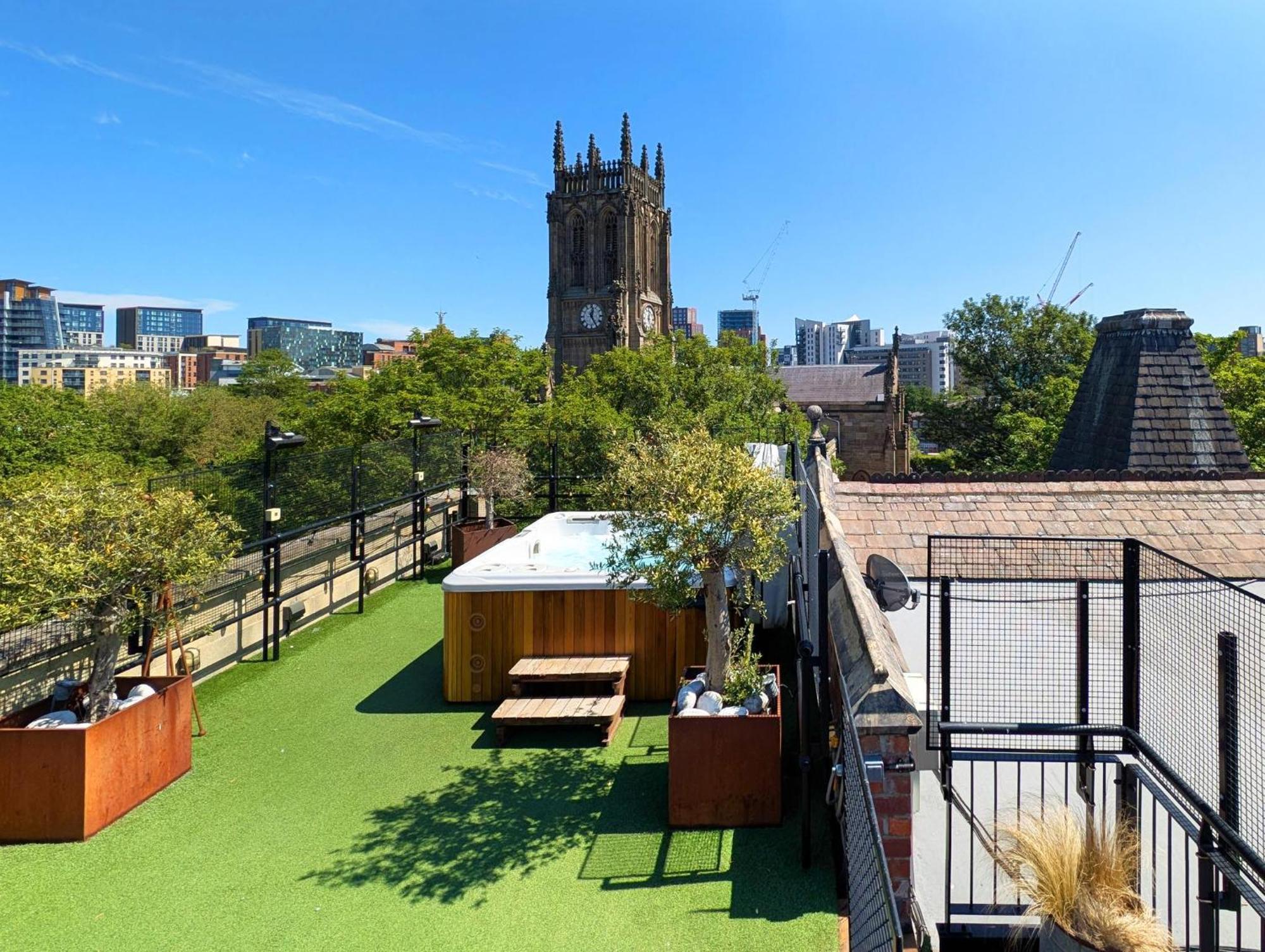 The Bells - Luxury Serviced Apartments Leeds  Bagian luar foto